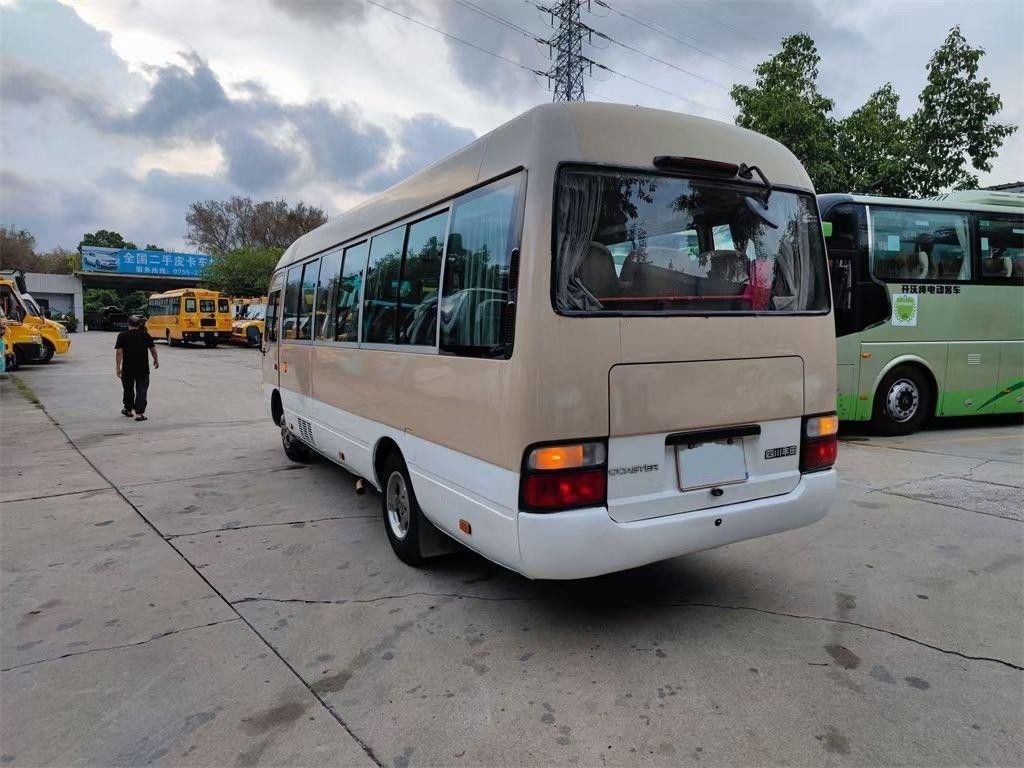 Motor 15B-FT 29 lugares Toyota Coaster Bus com bom desempenho e transmissão manual