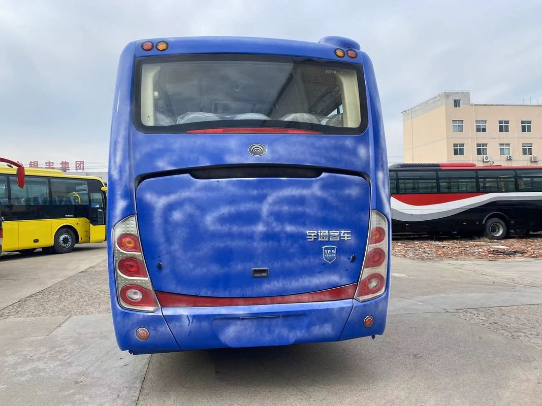 Autobus de luxo de 35 lugares Autobus usado com emissões Euro 3 e direção assistida
