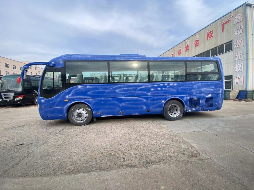 Autobus de luxo de 35 lugares Autobus usado com emissões Euro 3 e direção assistida