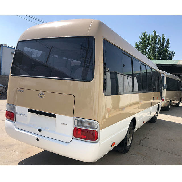Motor Yuchai Minibus Toyota Coaster Usado com 30 lugares e padrão de emissões Euro 2