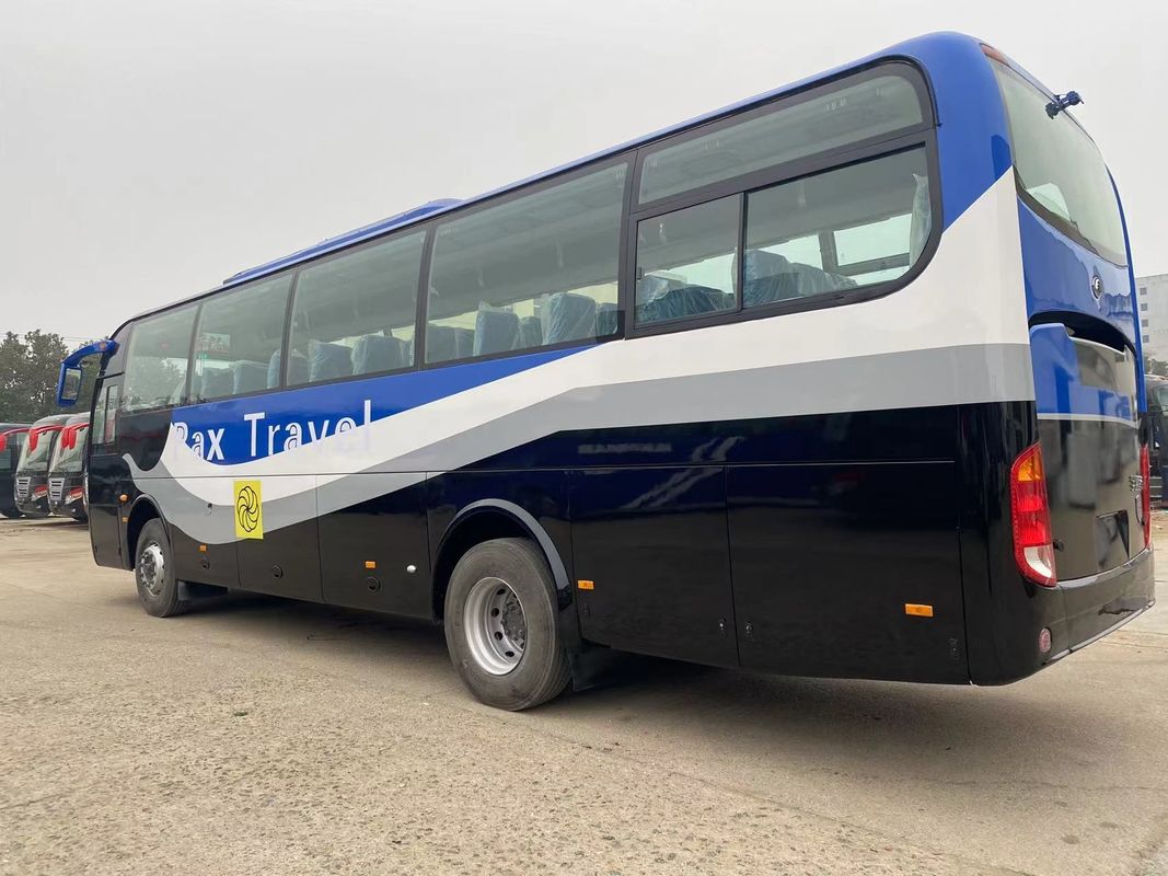 Autocarro turístico de luxo com capacidade de motor de 4 a 6 litros, equipado com ar-condicionado de 57 lugares