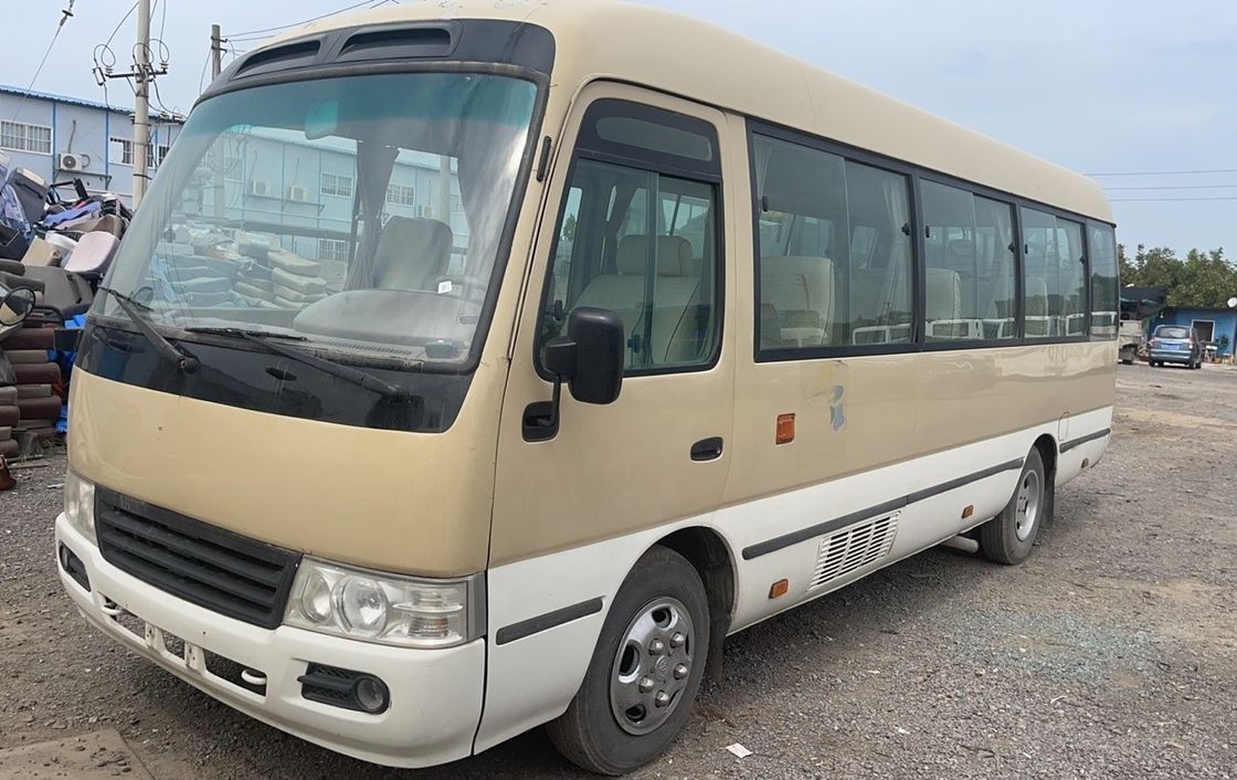 Usado Toyo Ta Coaster Ônibus de 30 lugares com capacidade de motor de 6-8L e potência máxima de 113/5200kw