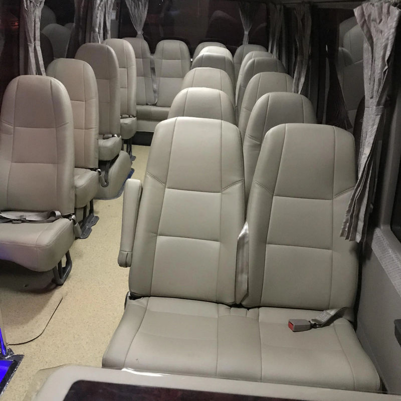 Usado 22 a 30 assentos de passageiros Toyot Coaster Bus com motor a diesel montado na frente