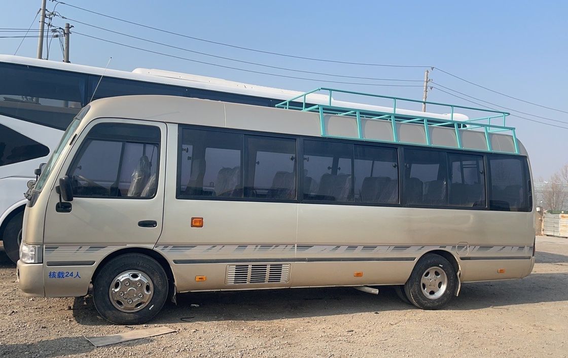 Autobús Toyota Coaster de capacidade de 6 lugares, com motor 15B-FT