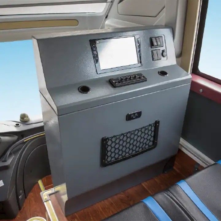 Luxury Diesel 50 lugares de passageiros ônibus autocarro ônibus com LHD tipo de condução e capacidade do motor 8L