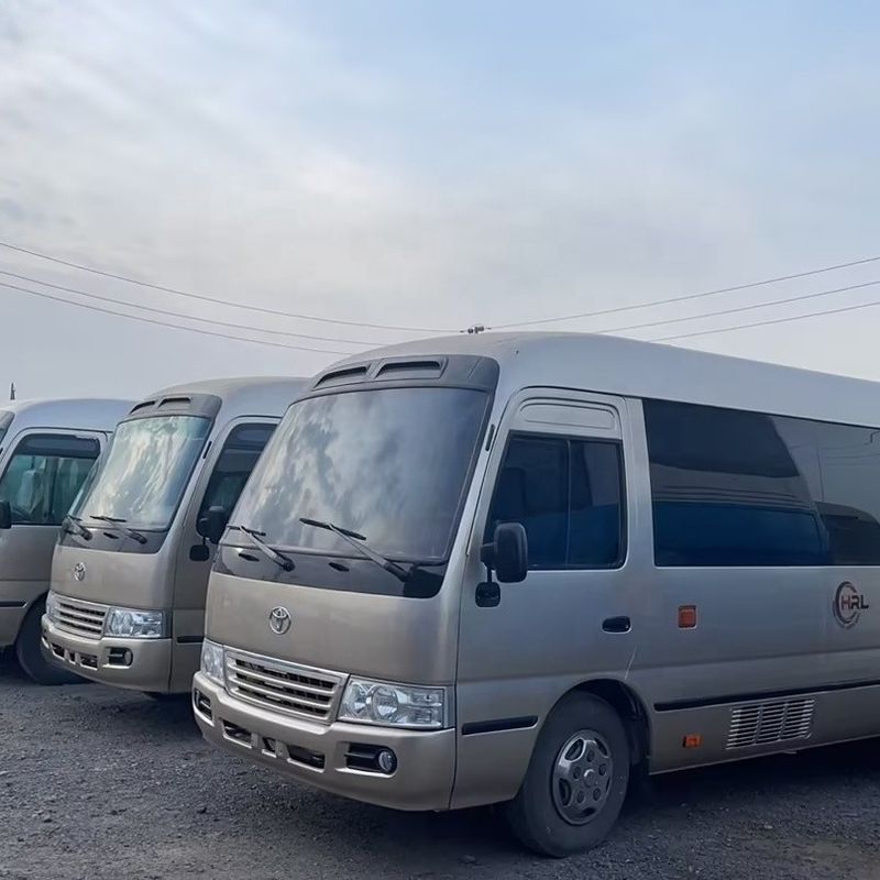 Em bom estado, autocarro usado de 30 lugares com transmissão manual