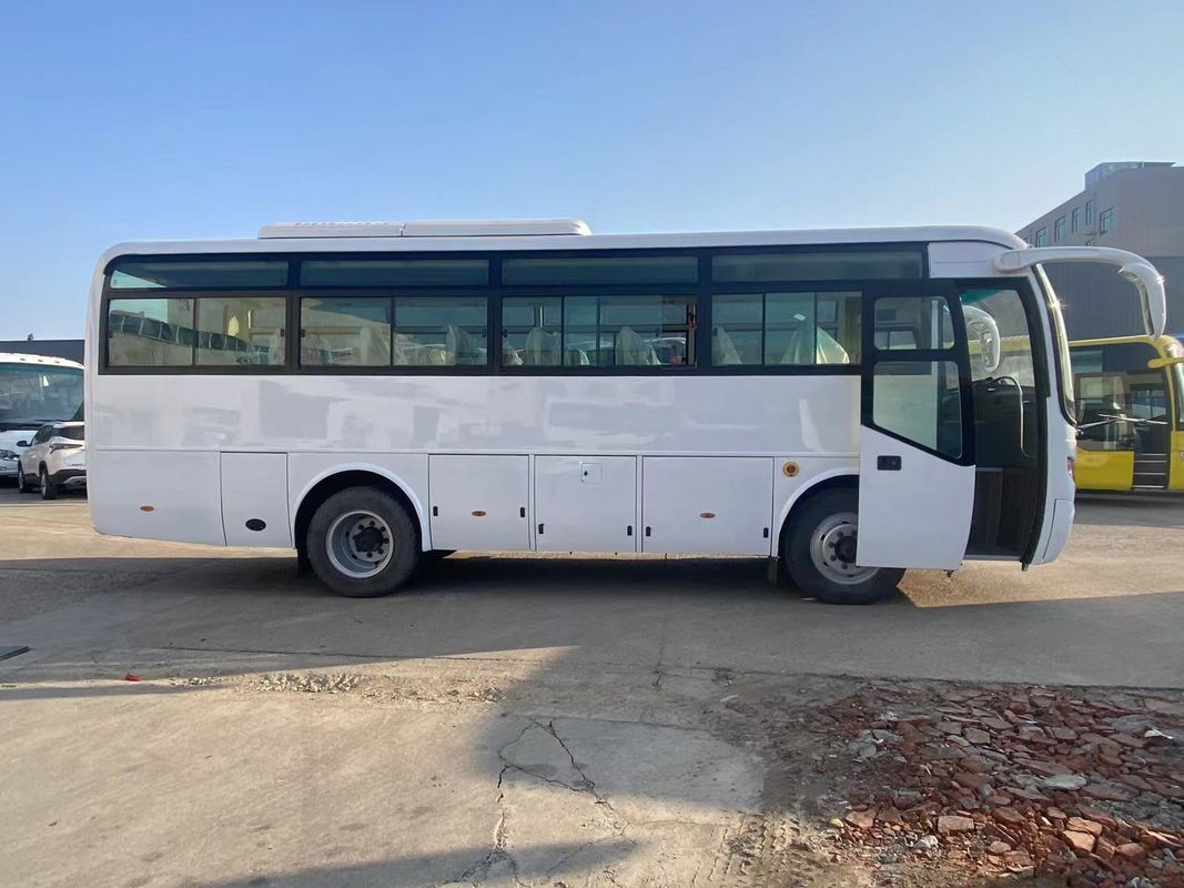Minibus de autocarro urbano usado para África 35 lugares Transmissão manual Sal quente