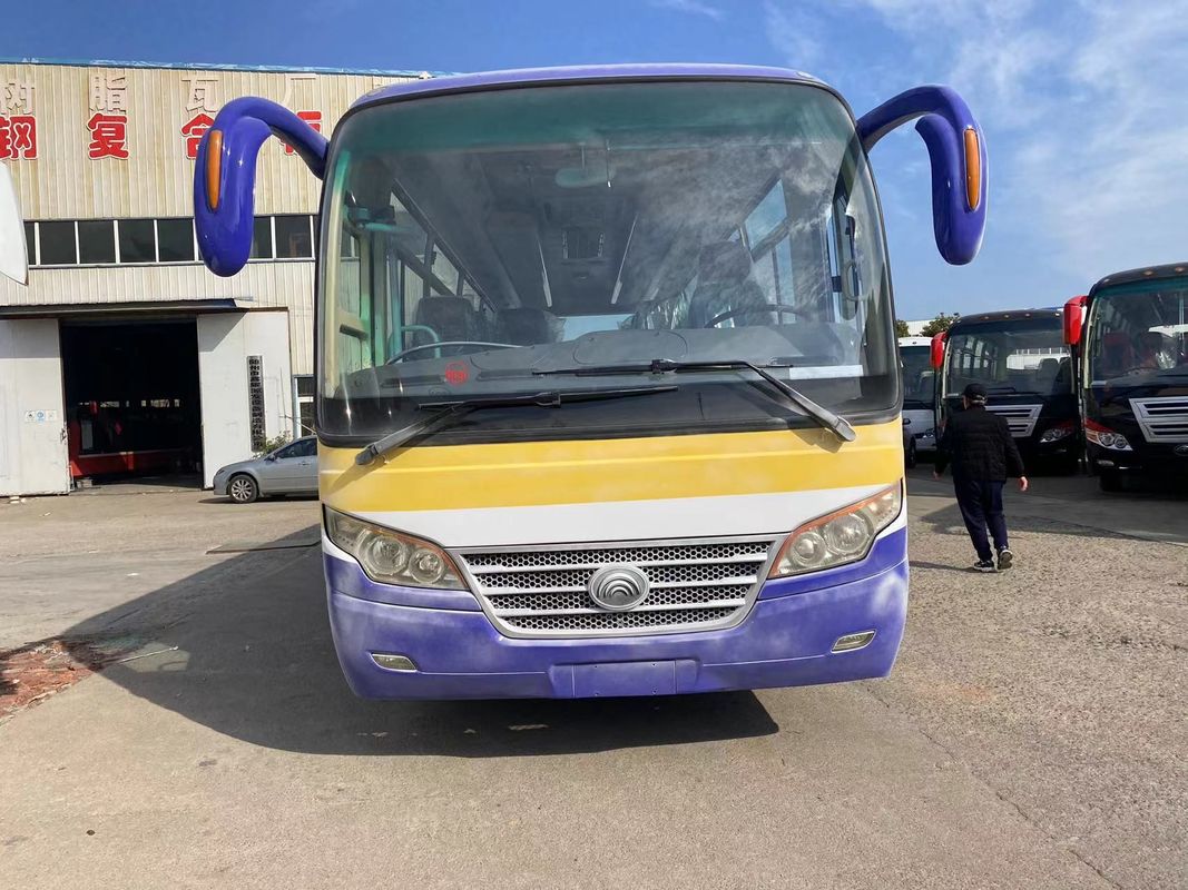 45 lugares Youtong Tour Coach Bus com banheiro e transmissão manual a bons preços