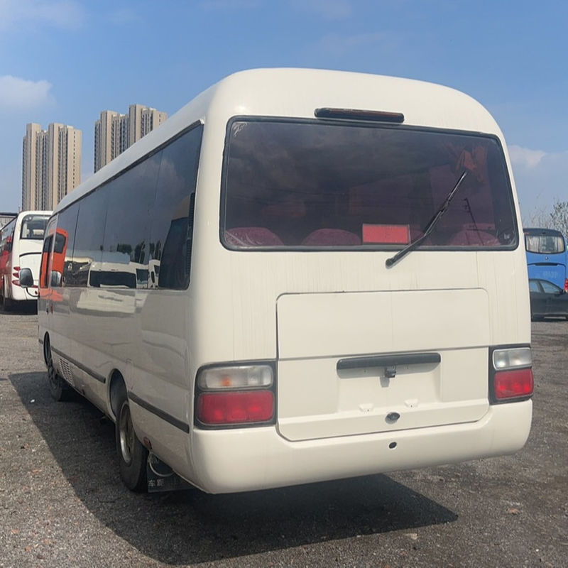 Potência máxima de 113/5200 kW Ônibus turístico de luxo Usado 7m 6 cilindros Toyota Coaster Bus