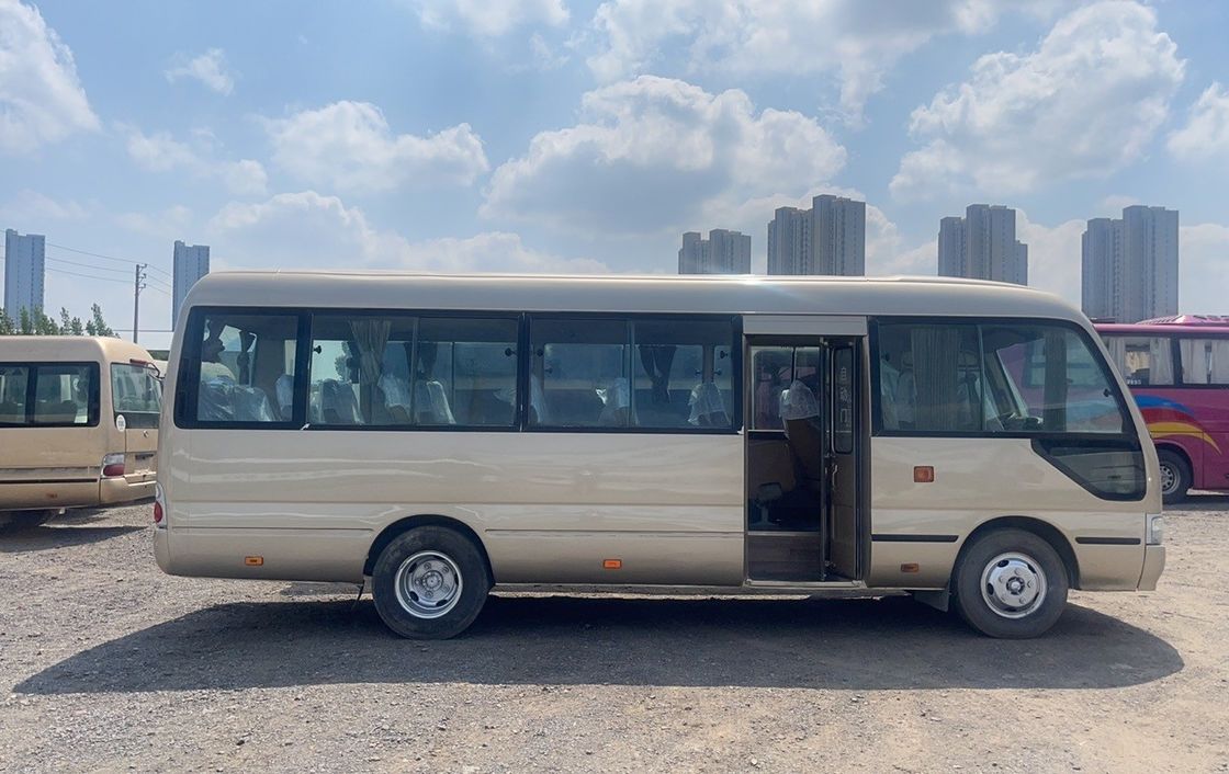 Luxo Diesel Coaster Buses Quente demanda para Toyo Ta modelos e desempenho superior