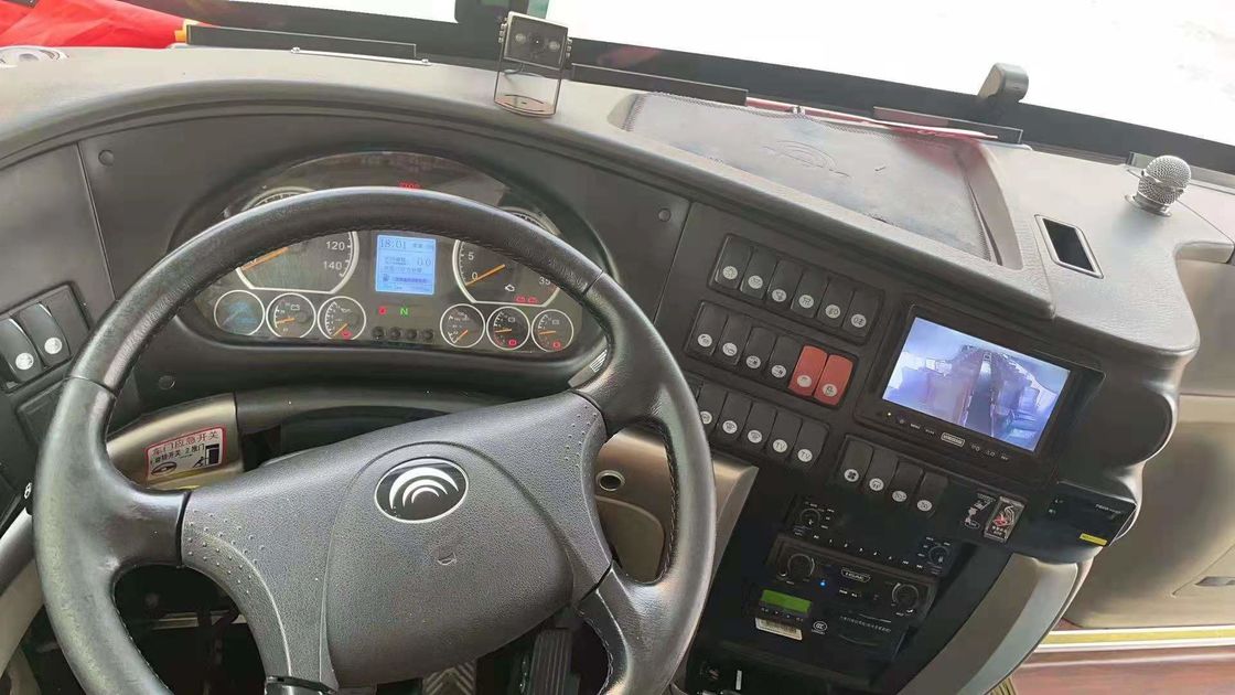 Autobus LHD de 65-67 lugares com tipo de combustível diesel e velocidade máxima de 100 km/h