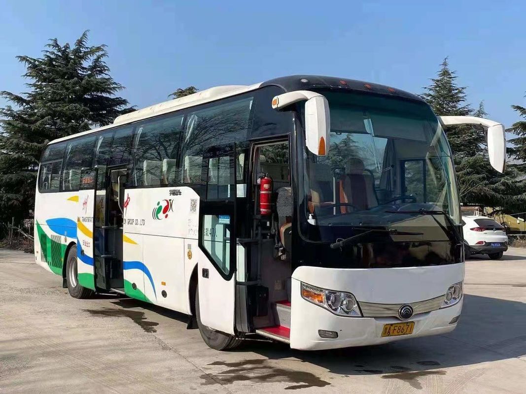Ônibus de passageiros usado personalizado de 47 lugares ônibus de autocarro LHD com capacidade de motor a diesel de 8L