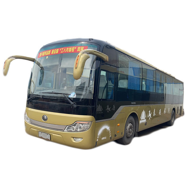 64 1 2 3 Capacidade de assentos Autocarro usado com motor a diesel bem conservado