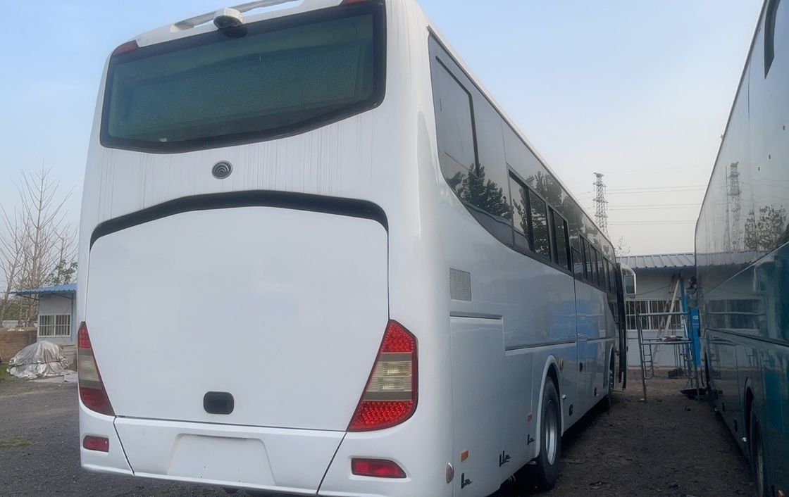 65-67 lugares Autocarro LHD com transmissão manual e padrão de emissões Euro 4