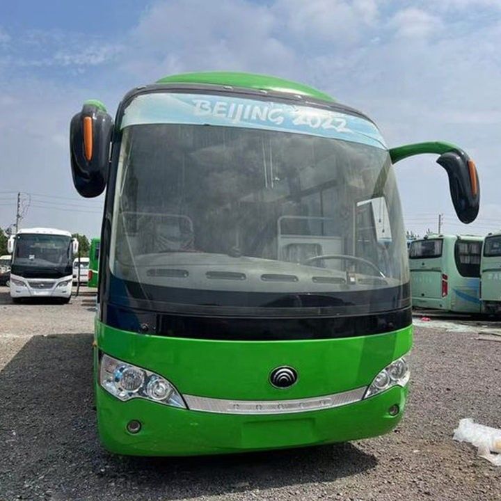 Autobús de luxo diesel de 47 lugares com RHD e motor modelo YC6J245-30