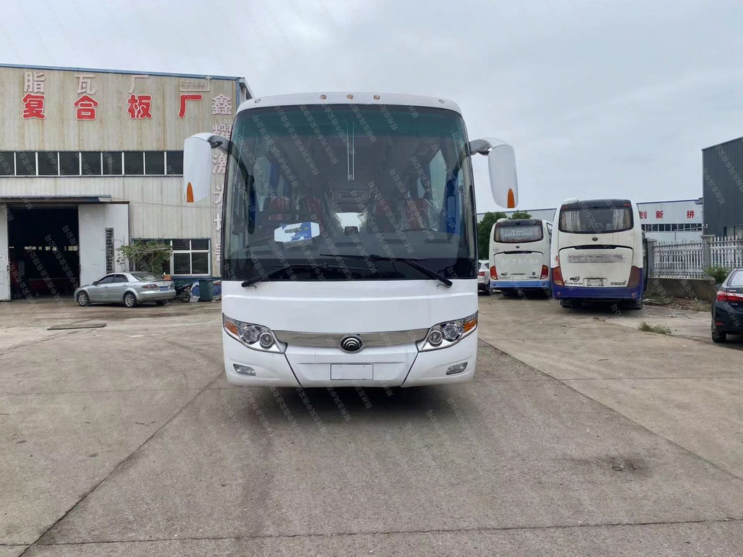 Ônibus de luxo ônibus usado com combustível Deisel e em ônibus de passageiros 50 lugares