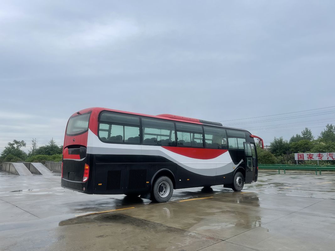 Autobus de passageiros de segunda mão LHD Autobus de autocarro usado Em bom estado com base de rodas 3300