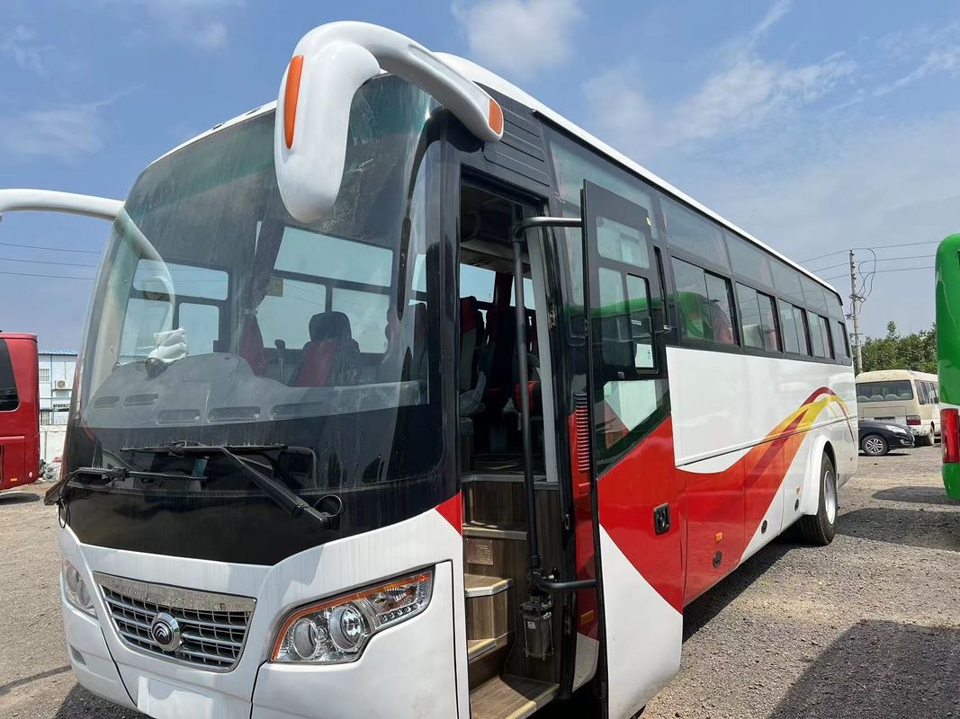 Autobuses usados remodelados com tração à direita com capacidade de motor de 6-8L em 12000*2500*3955mm