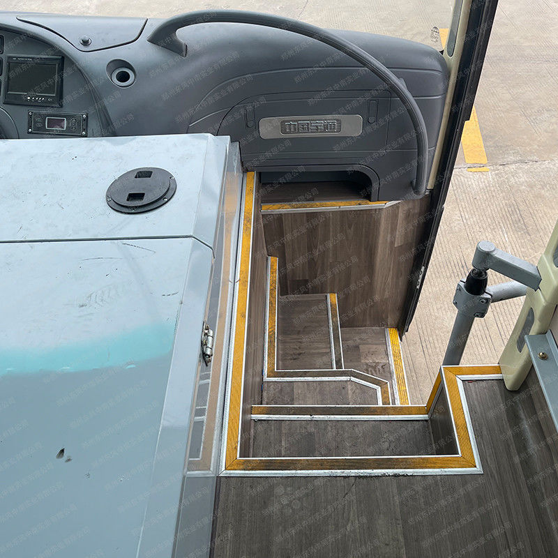 2700 ml de cilindrada Transmissão manual Autobus usado chinês com motor a diesel para o mercado africano