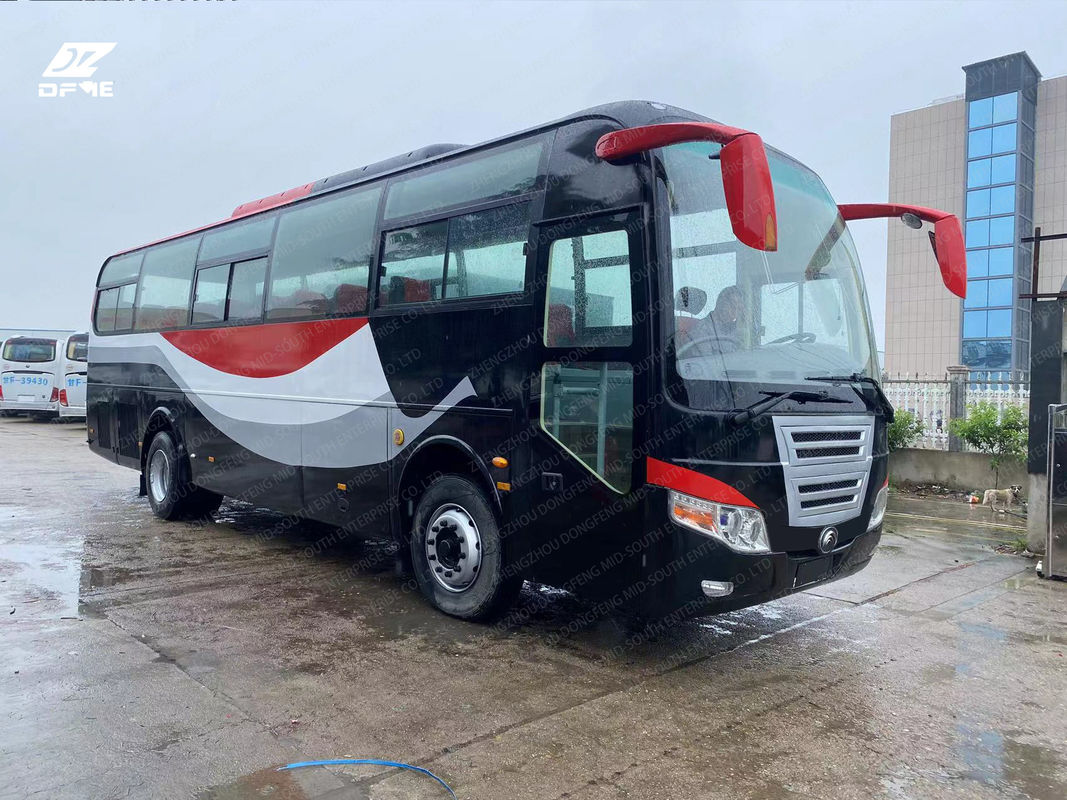 53 Autocarro de luxo com motor dianteiro de 4 a 6 litros e tipo de combustível diesel