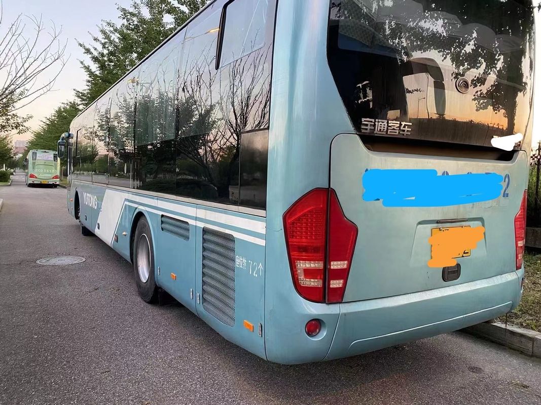 Autocarro usado com motor Yuchai e transmissão manual em boas condições