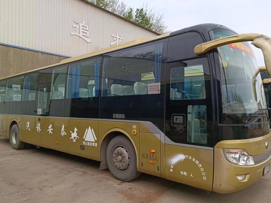 65 lugares Luxury Coach Bus Velocidade máxima 100km/h Capacidade do motor 8L Cor personalizada Usado