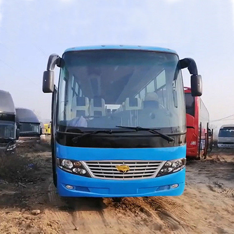 Ônibus de autocarro de 35 lugares com transmissão manual e interior de luxo em boas condições