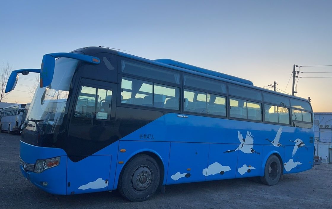 Autocarro usado de 47 lugares com motor diesel de 10 metros com câmera G.V.W. 15000kg de câmera de mídia