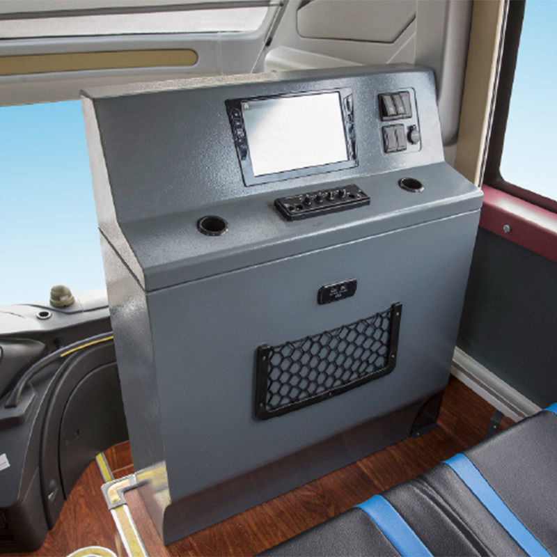 Autobus de luxo com 60 lugares e tipo de combustível diesel