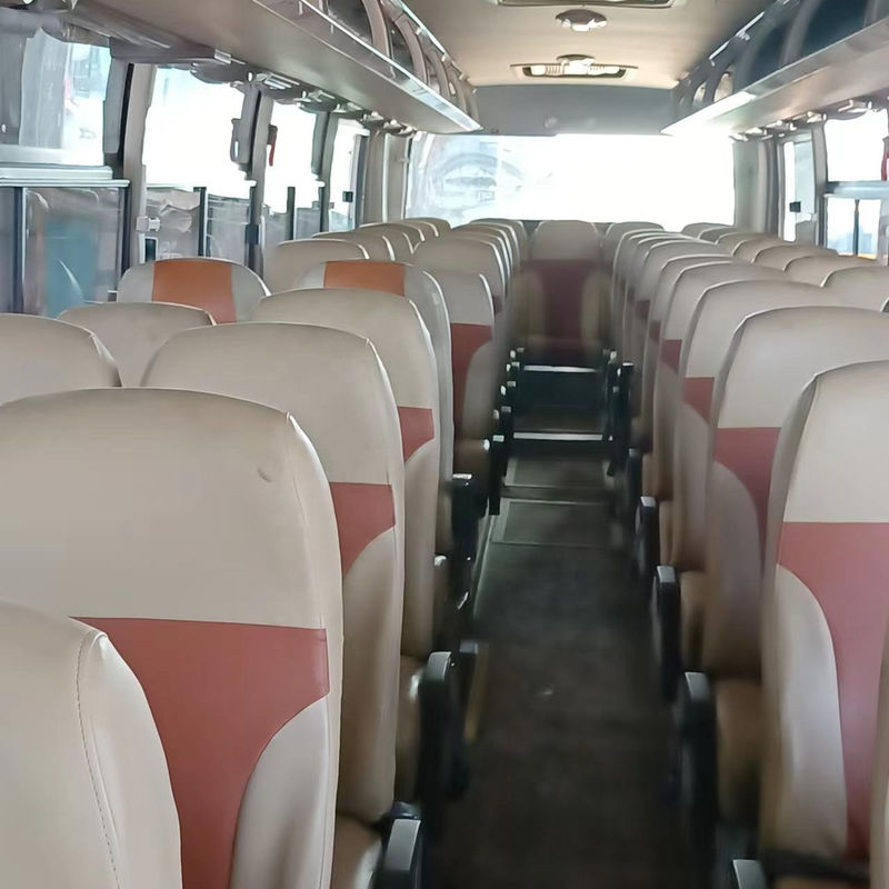 Condutor esquerdo 70 lugares Ônibus turístico de luxo Ônibus de passageiros com norma de emissões Euro 4