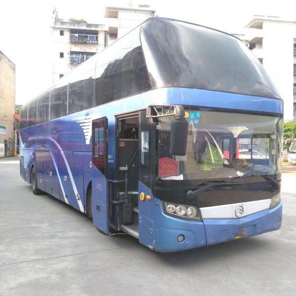 11 metros de ônibus usados de dois andares com 60 lugares e volante esquerdo a preços acessíveis