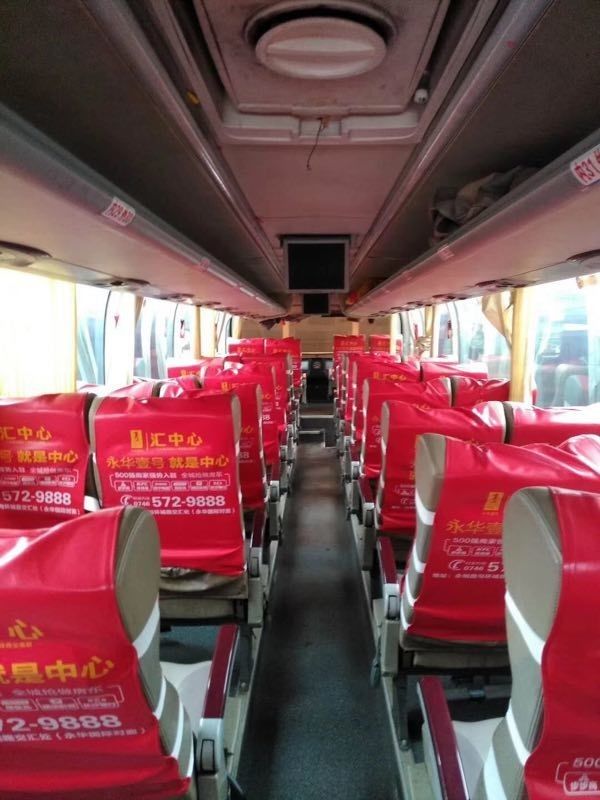 11 metros de ônibus usados de dois andares com 60 lugares e volante esquerdo a preços acessíveis