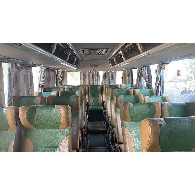 Transporte Público Utilizado 67 lugares autocarro com capacidade do motor 8L e potência do motor 213kw