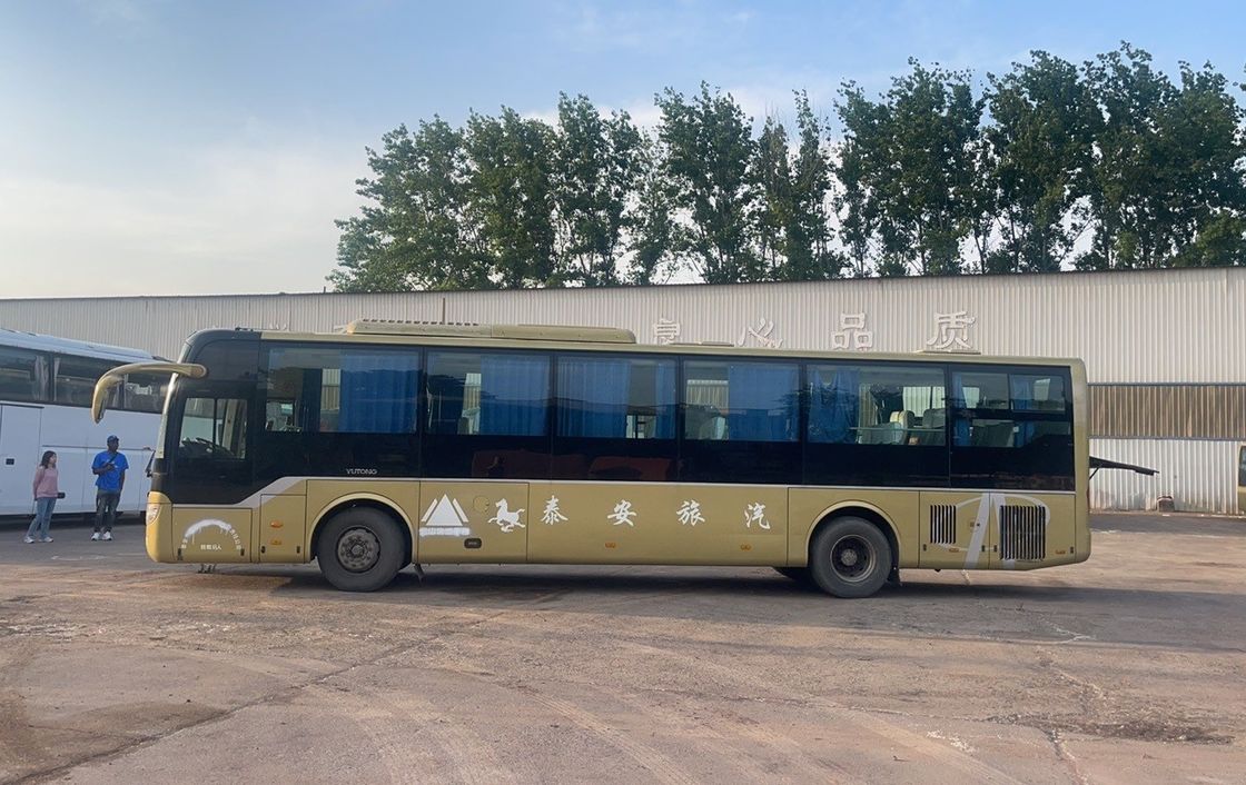 Autobuses de passageiros de 65 lugares, com torque nominal de 270/2200 e pneus de 7,50-16