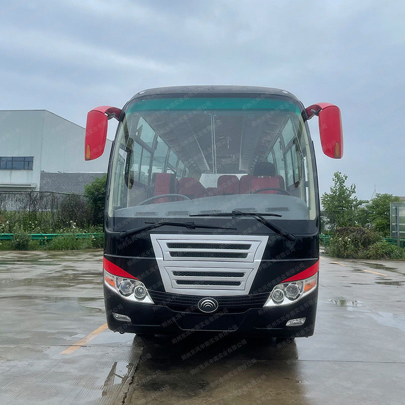 Autocarro de luxo equipado com motor dianteiro de 53 lugares com capacidade de motor de 4-6L