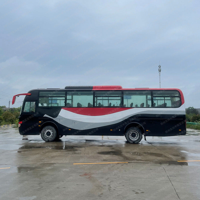 Autocarro de luxo equipado com motor dianteiro de 53 lugares com capacidade de motor de 4-6L