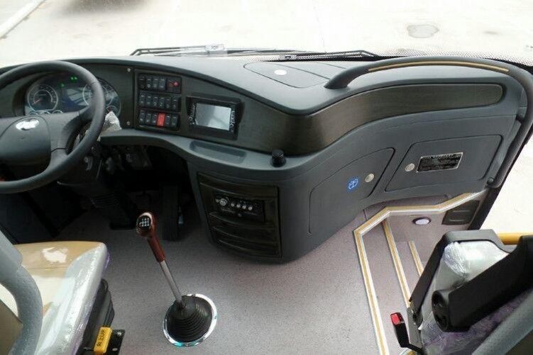 Ônibus urbanos de motor Yuchai 67 lugares 12m Luxo autocarros para transporte urbano confortável