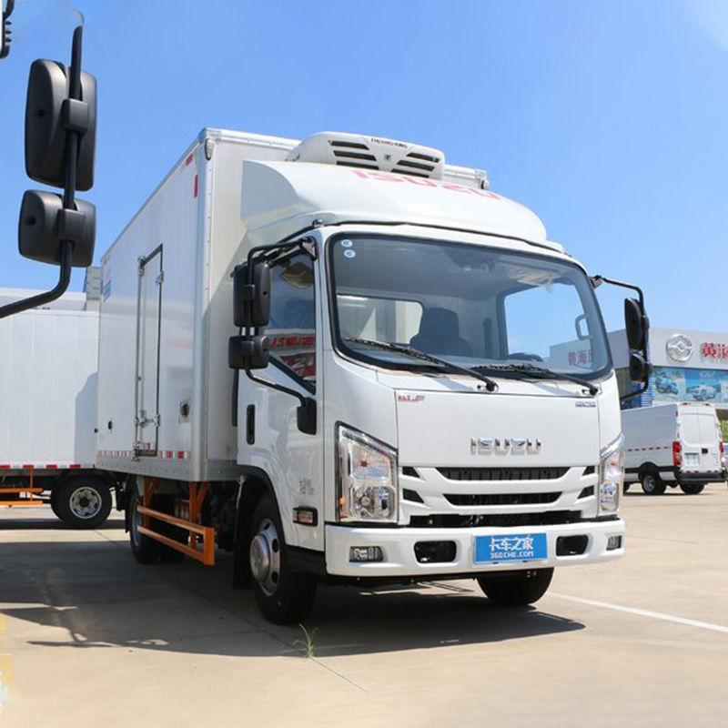 3360mm Base de rodas Isuzu 10 Ton Box refrigerador caminhão para transporte de vegetais e carne