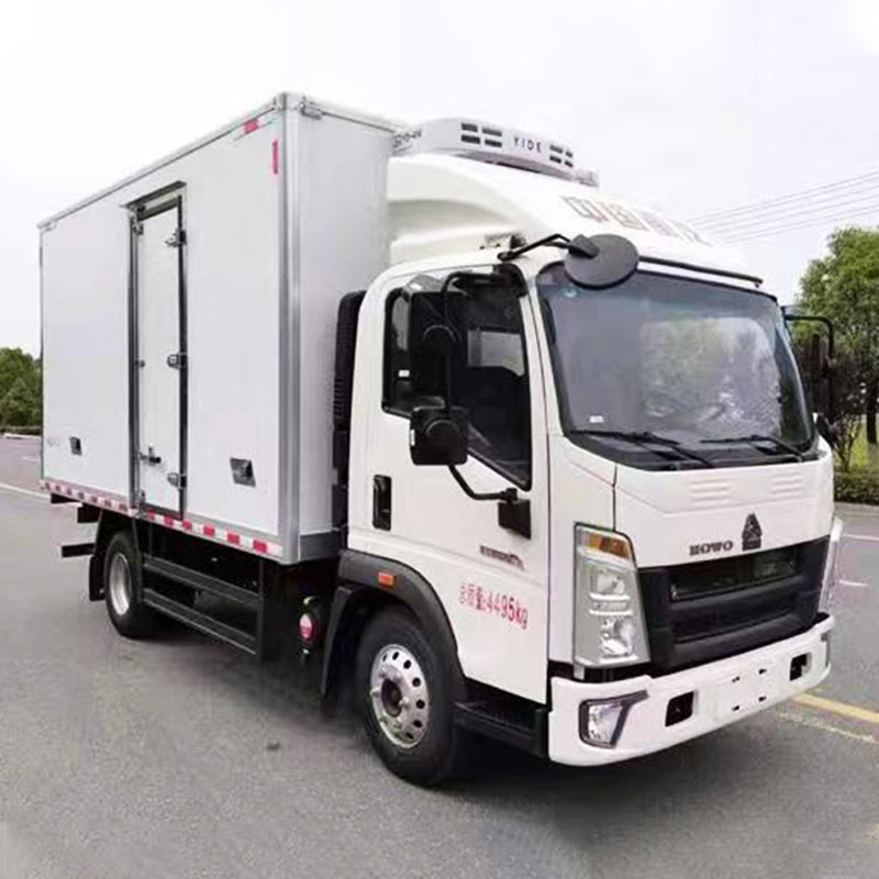 Requisito de personalização Caminhão refrigerado de 130 cv 4x2 para entrega de sorvete e refrigeração de alimentos