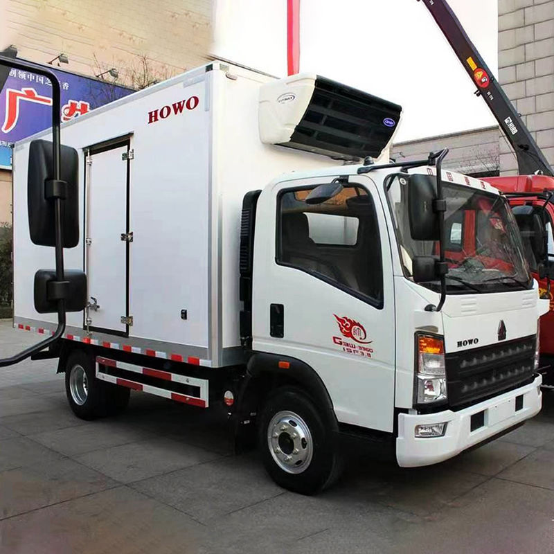 Requisito de personalização Caminhão refrigerado de 130 cv 4x2 para entrega de sorvete e refrigeração de alimentos
