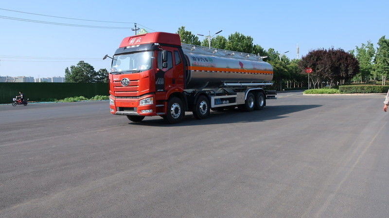 CIMC LINYU FAW 8*4 31 Cub Alumínio Liga Diesel Camião-tanque Camião-transporte de combustível