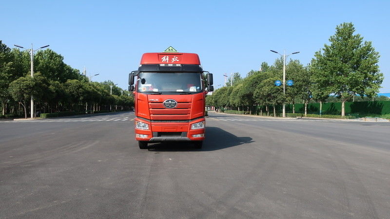 CIMC LINYU FAW 8*4 31 Cub Alumínio Liga Diesel Camião-tanque Camião-transporte de combustível