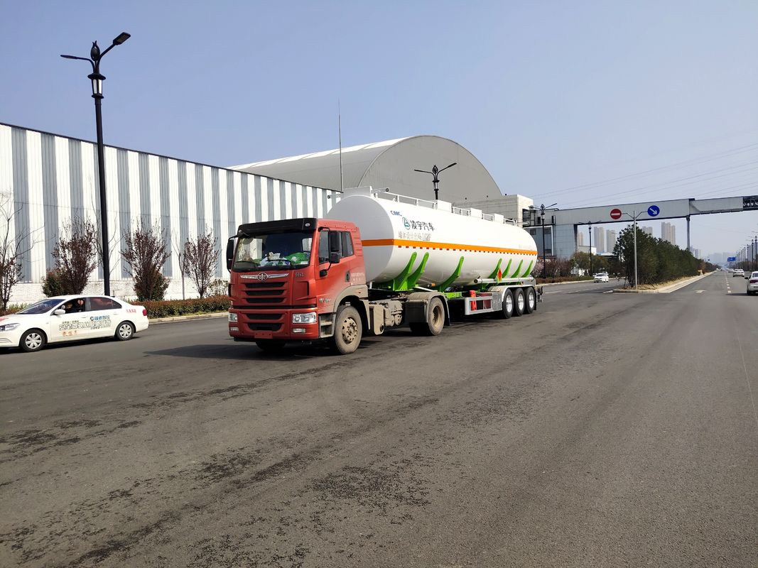 CIMC Tanque de combustível Óleo de palma bruto 3 eixos Tanque de óleo de cozinha Semi-remolque com tanque de liga