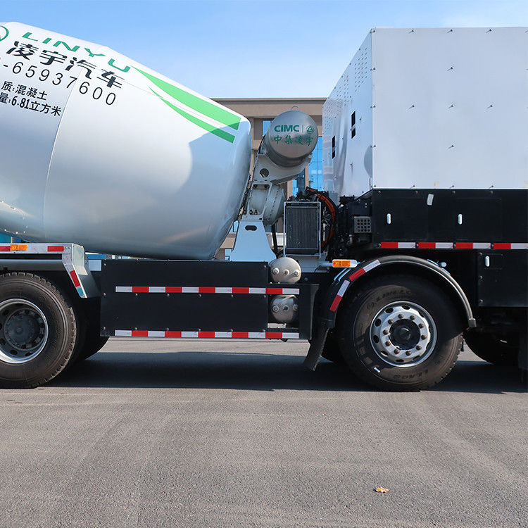 380kw CIMC LINYU 10 m3 Elétrico 8x4 auto-carregamento móvel caminhão de mistura de concreto para mistura