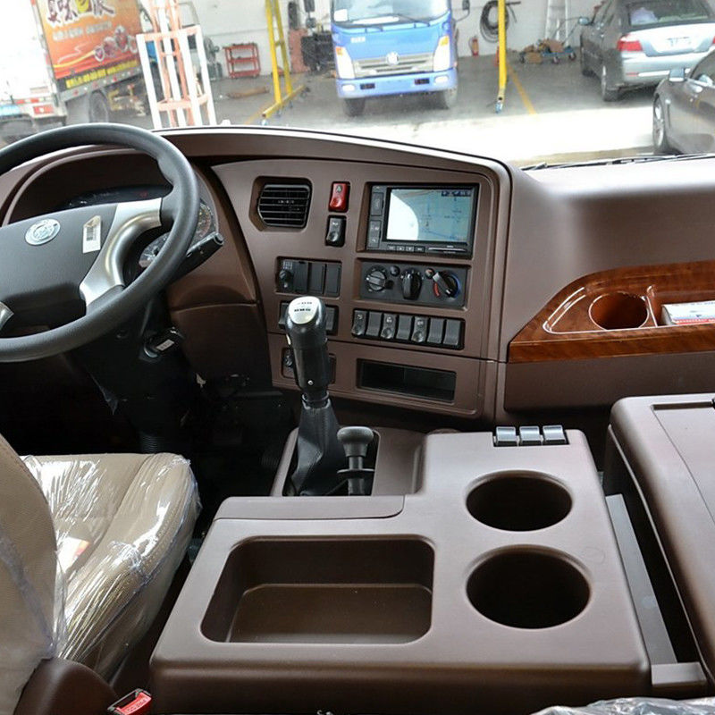 310HP Usado SINOTRUK 4x2 Tractor Truck Trailer Head com suporte online e touch screen