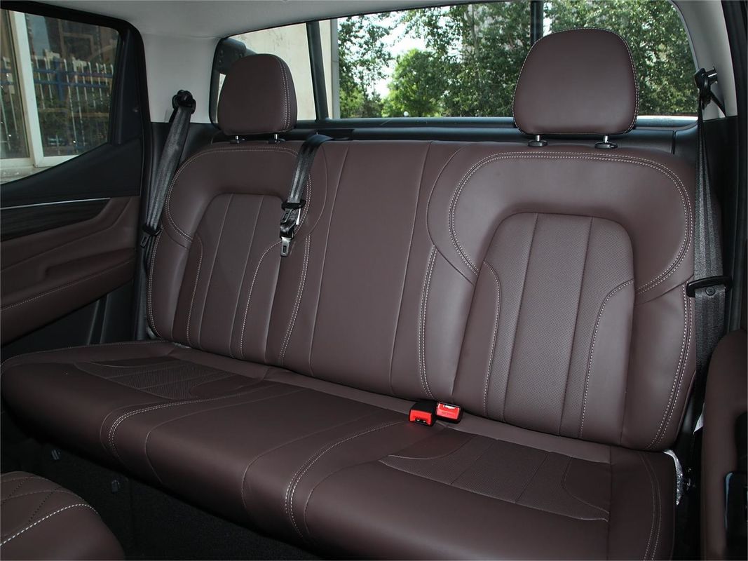 Popular Dongfeng Rich 7 4 * 2 LHD Petróleo Automático Pickup Truck Com Max.velocidade Km/h 170