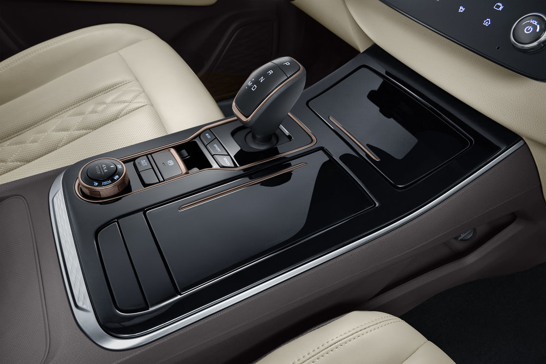 Popular Dongfeng Rich 7 4 * 2 LHD Petróleo Automático Pickup Truck Com Max.velocidade Km/h 170