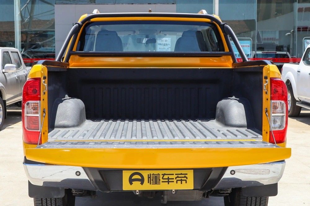Dongfeng Rich 6 Carrinha elétrica 4WD de alta velocidade e longo alcance para 5 passageiros