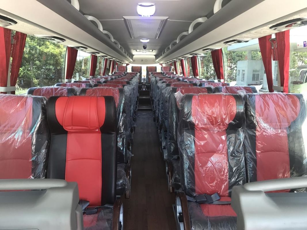 Autocarro de passageiros usado Motor dianteiro 47/57 Assentos Direito de direção Autocarro de transporte Euro 3