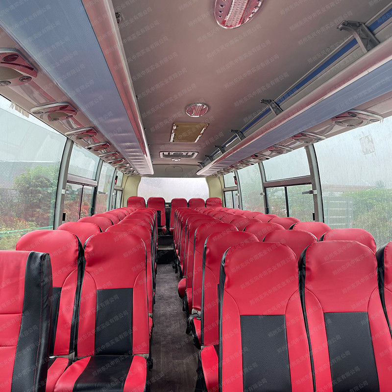 Velocidade máxima 100 km/h Ônibus Yu Tong Usado na África do Sul com motor Yuchai remodelado